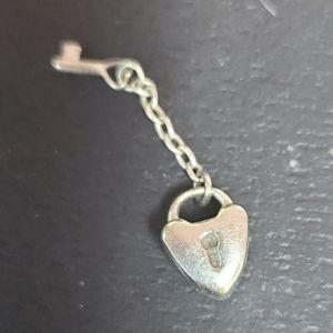 Pandora heart lock and key